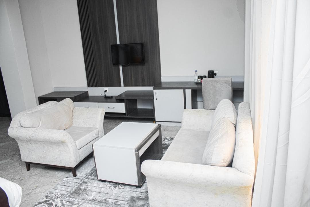 Premium Executive view 1